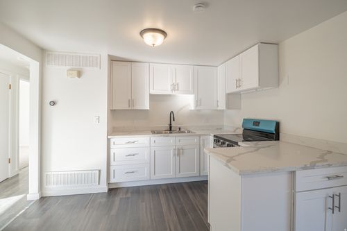 538 W 1875 N, Layton, UT, 84041-1610 | Card Image