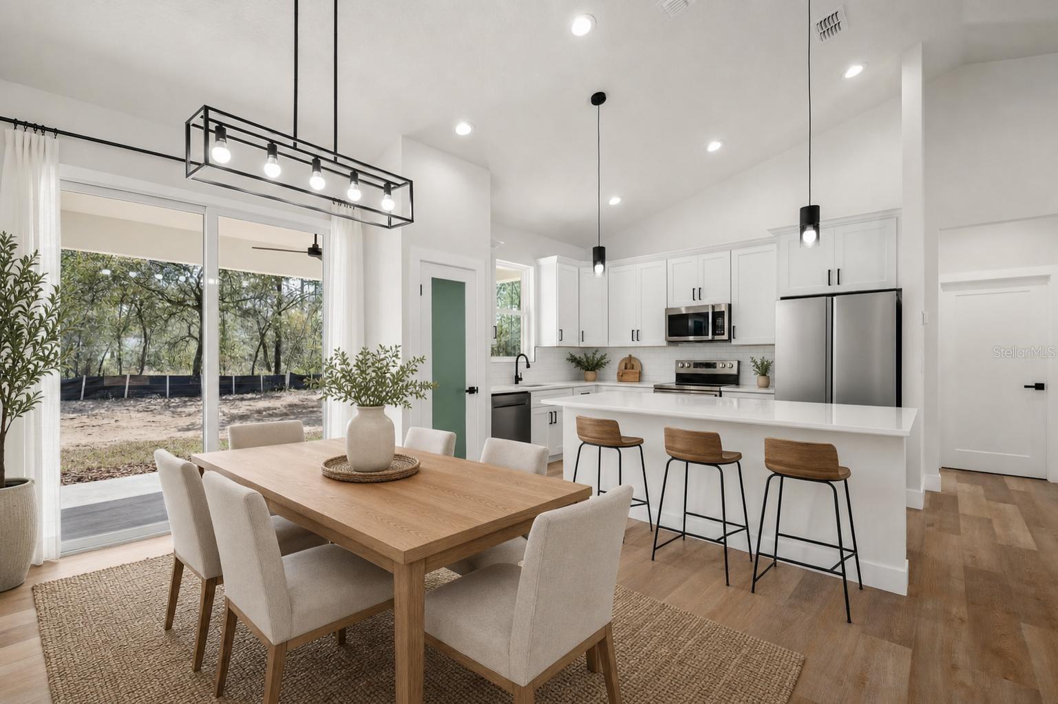 Residential in DUNNELLON 3
