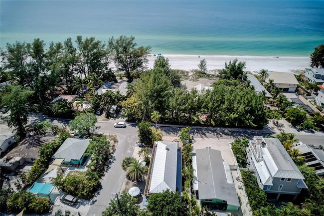 3 - 104 29 Th St, Condo with 2 bedrooms, 2 bathrooms and null parking in Holmes Beach FL | Image 47
