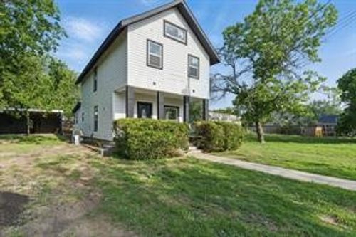 903 N Miller St, Decatur, TX, 76234-1121 | Card Image