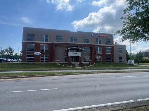125-2424 Sir Barton Way, Lexington, KY, 40509-2521 | Card Image