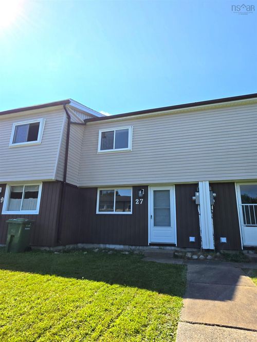 27 Drumdonald Rd, Halifax, NS, B3P2L1 | Card Image