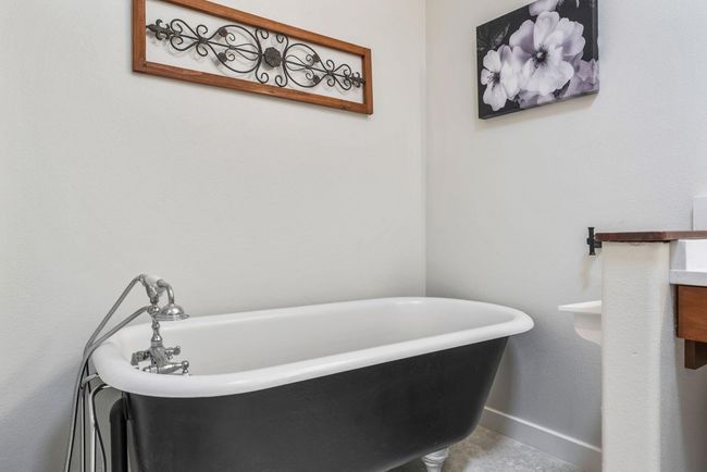 31-web-or-mls-DSC07613-HDR | Image 17
