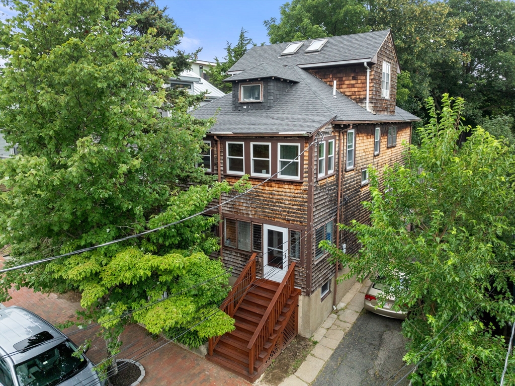 May St, Cambridge, MA 02138