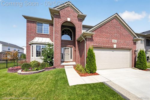 48223 Stapleton Ave, Macomb, MI, 48042-5165 | Card Image