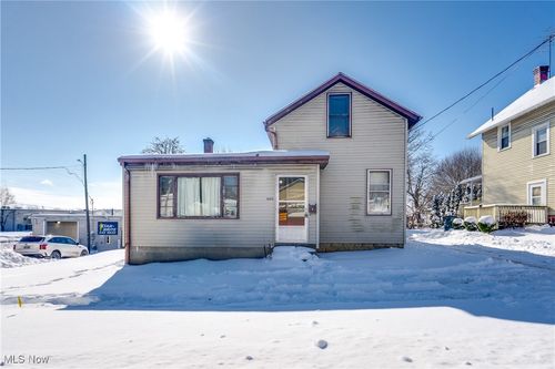 1045 Pittsburgh Ave, Wooster, OH, 44691-4227 | Card Image