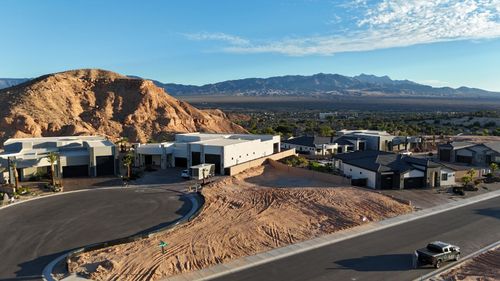 548 Golden Eagle Way, Mesquite, NV, 89027-8923 | Card Image