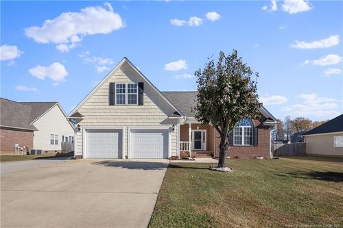 225 Hogart St, Raeford, NC, 28376-6616 | Card Image