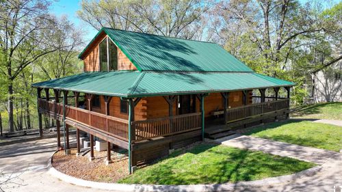 283 Holiday Way, Cadiz, KY, 42211-7832 | Card Image