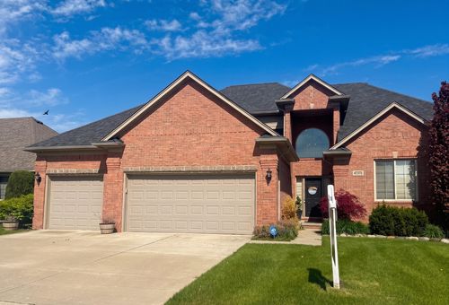 47376 Hidden Meadows Dr, Macomb, MI, 48044-3093 | Card Image