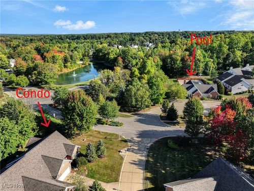 660 Elmwood Pt, Aurora, OH, 44202-7306 | Card Image