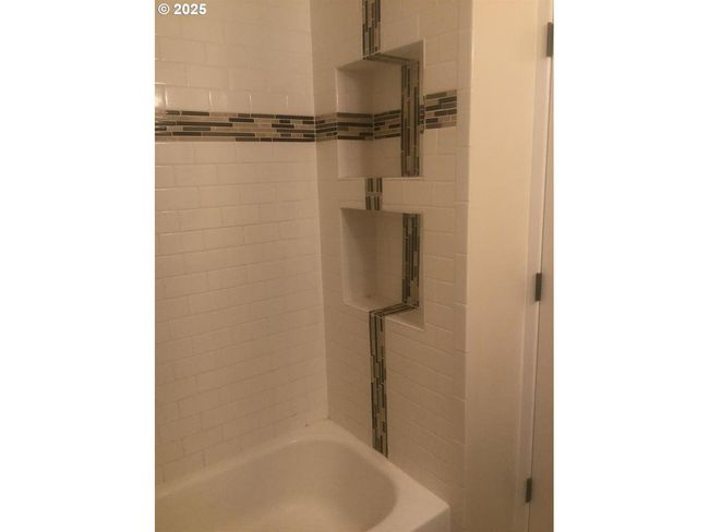 4247 Redwood Hwy, House other with 5 bedrooms, 3 bathrooms and null parking in Grants Pass OR | Image 14