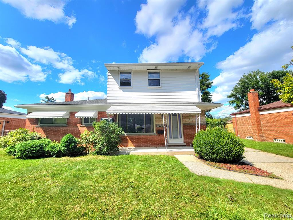 Thomas St, Warren, MI 48091