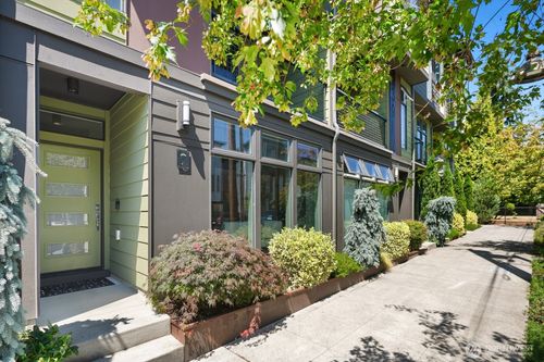 c-23912 55th Ave W, Mountlake Terrace, WA, 98043-5570 | Card Image