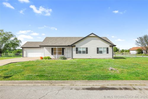 2 Bullette Street, Chelsea, OK, 74016 | Card Image