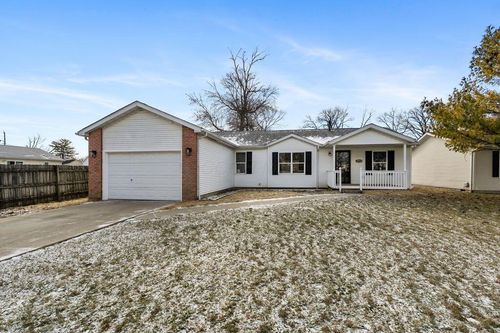 3563 Lincoln Rd, Urbancrest, OH, 43123-1303 | Card Image