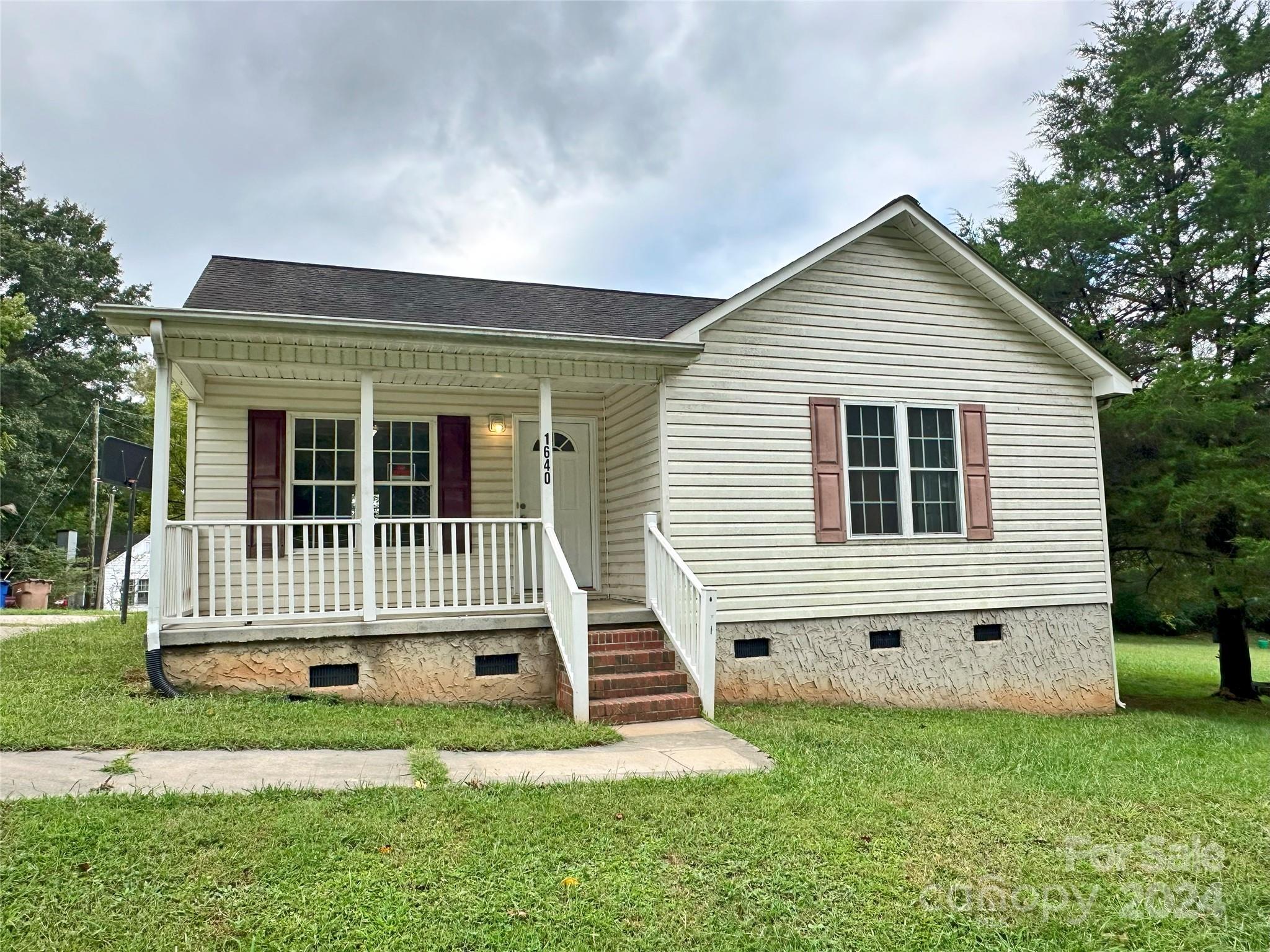 Laboratory Rd, Lincolnton, NC 28092