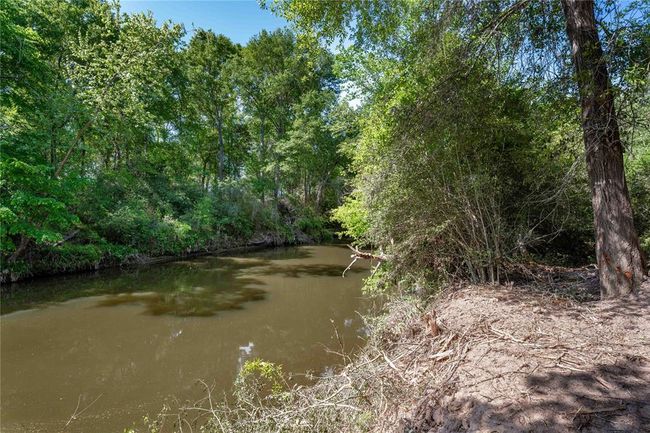 5611 S Us Highway 77, Home with 0 bedrooms, 0 bathrooms and null parking in Warda TX | Image 5