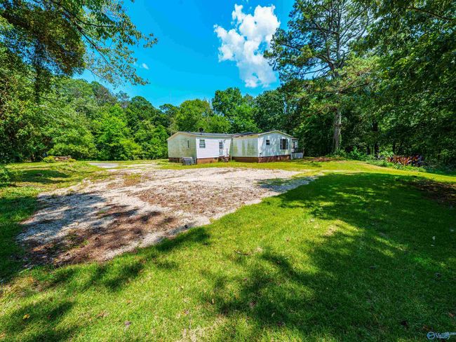 1041 Green Briar Cove Rd, House other with 4 bedrooms, 2 bathrooms and null parking in Union Grove AL | Image 38