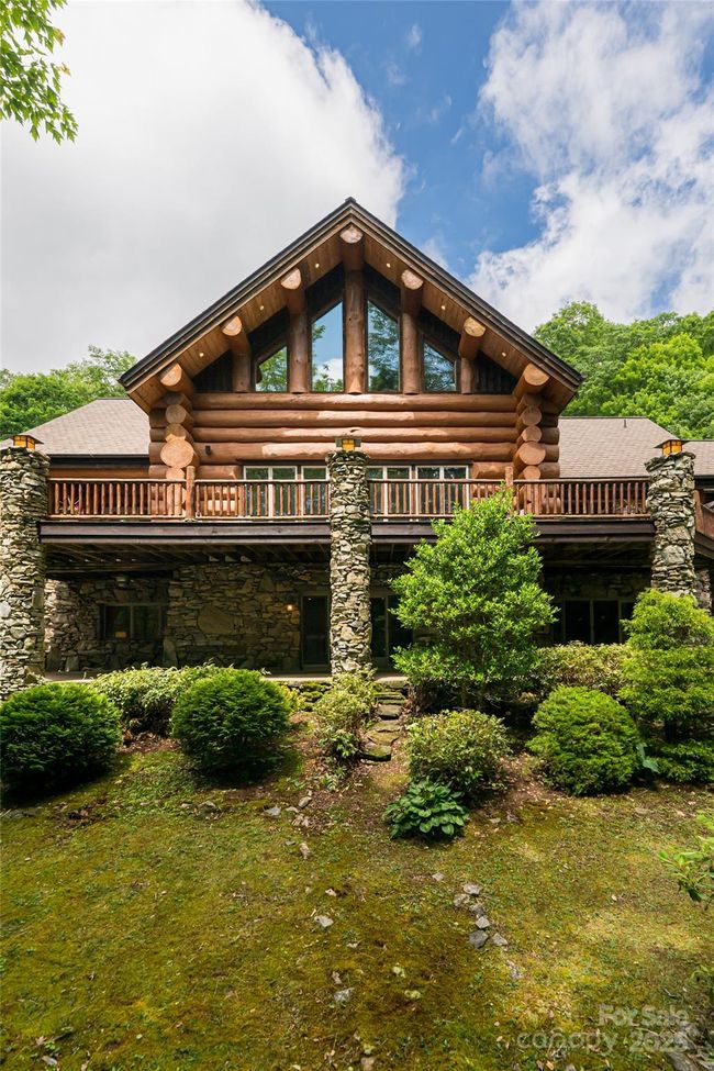 303 Flying Hawk Trl, House other with 3 bedrooms, 4 bathrooms and null parking in Waynesville NC | Image 39