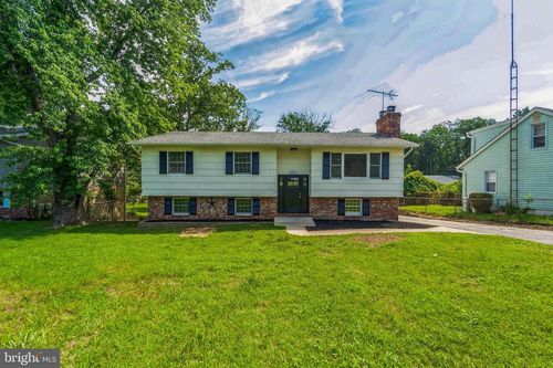 8013 Long Hill Rd, PASADENA, MD, 21122-1013 | Card Image