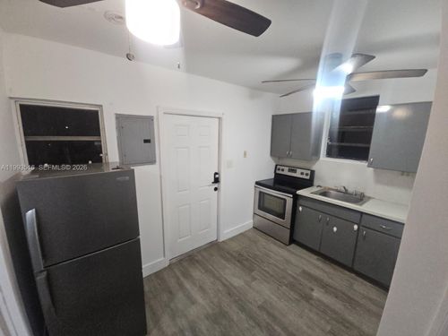 c-784 Nw 100th St, Miami, FL, 33150-1531 | Card Image