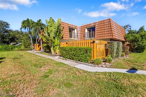 apt-2-1454 Park Shore Cir, FORT MYERS, FL, 33901-9621 | Card Image