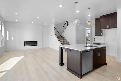 9-635 E 240 N, Tremonton, UT, 84337 | Card Image