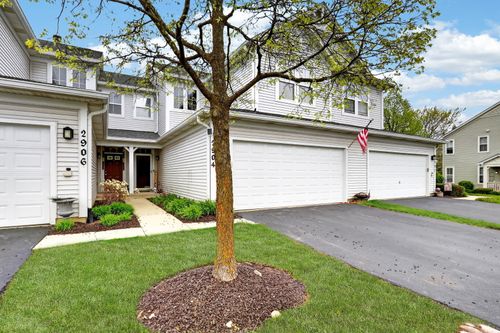 2904-2904 Falling Waters Dr, Lindenhurst, IL, 60046-6776 | Card Image