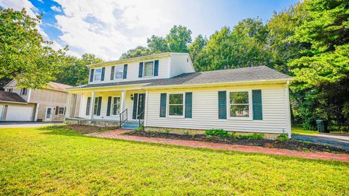 30 Shaughnessy Dr, East Hartford, CT, 06118-2366 | Card Image