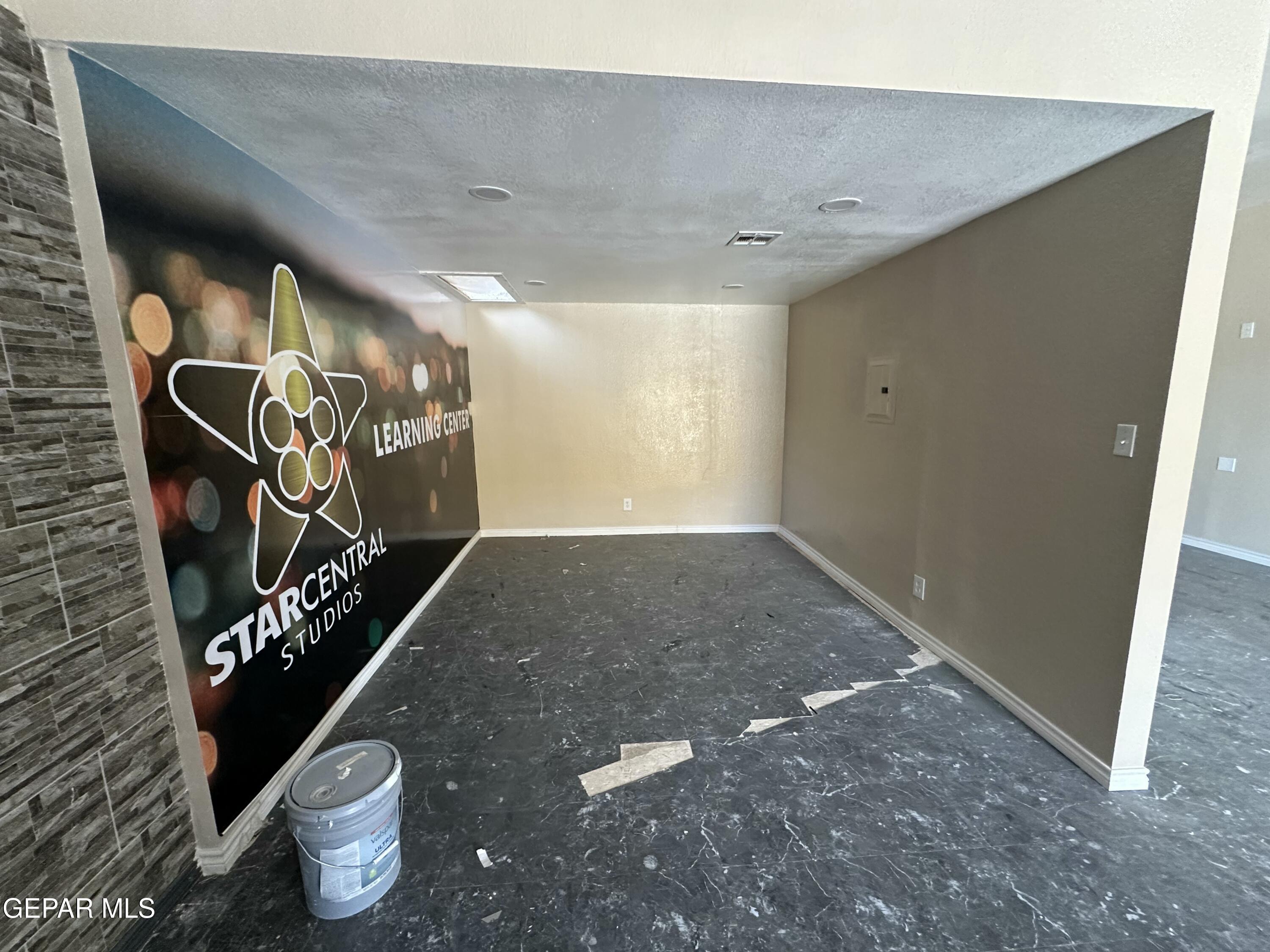Commercial Sale in El Paso 5