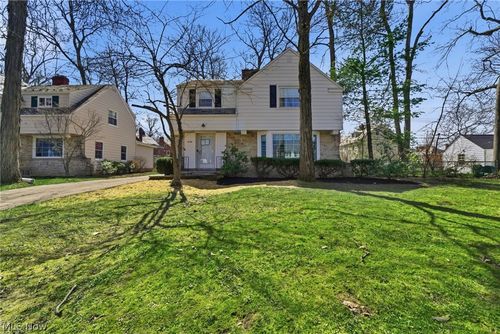 4182 Silsby Rd, University Heights, OH, 44118-3330 | Card Image