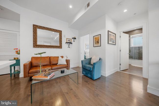 APT-6 - 1767 Lanier Pl Nw, Condo with 2 bedrooms, 2 bathrooms and null parking in WASHINGTON DC | Image 5