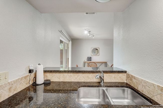 APT-604 - 2718 Old Field Dr, Condo with 2 bedrooms, 3 bathrooms and null parking in San Antonio TX | Image 17