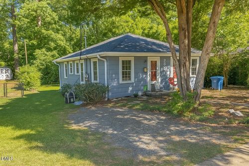 2020 Englewood Ave, Durham, NC, 27705-4113 | Card Image