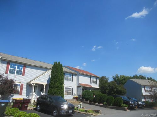 23 Marian Ct, Warwick, NY, 10990-4045 | Card Image