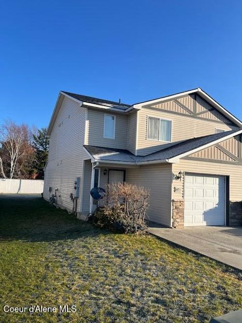 a-692 N Hydra Pl, Post Falls, ID, 83854 | Card Image