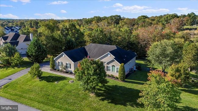 142 Triumphant Way, House other with 5 bedrooms, 4 bathrooms and null parking in FALLING WATERS WV | Image 75