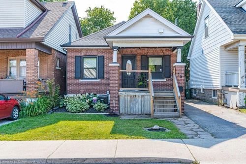 18 Park Row N, Hamilton, ON, L8H4E4 | Card Image