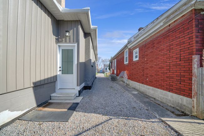 158 Stacey Ave, House other with 3 bedrooms, 2 bathrooms and 2 parking in Oshawa ON | Image 40