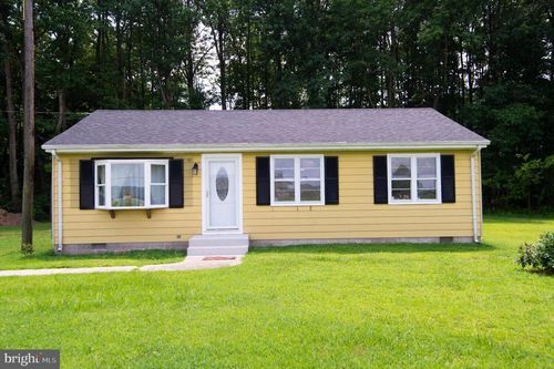 3244 Horseshoe Rd, SEAFORD, DE, 19973-5018 | Card Image