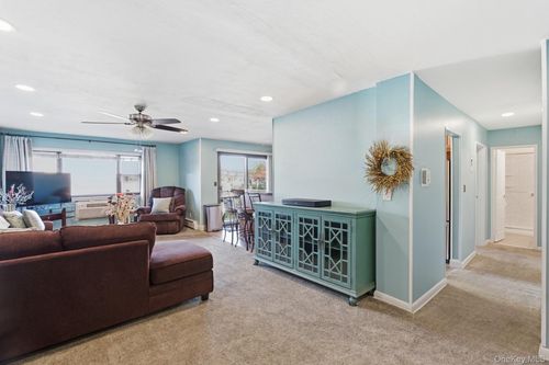 apt-2c-210 Fulton St, Farmingdale, NY, 11735-2530 | Card Image