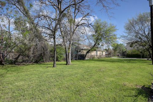 1525 Nomas Street, Dallas, TX, 75212 | Card Image