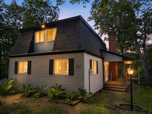 11 Chairtree Ct, Putnam, IL, 61560-9772 | Card Image