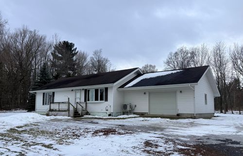77 Dickson Point Rd, Plattsburgh, NY, 12901-5421 | Card Image