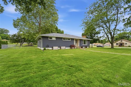 310 Union St, Bunker Hill, IL, 62014-1146 | Card Image