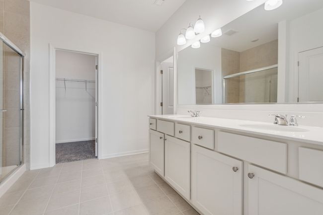 8530 Sperry Ct, Townhouse with 3 bedrooms, 3 bathrooms and 2 parking in Woodridge IL | Image 21
