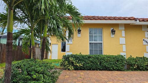 4585 Boatman St, Lake Worth, FL, 33463-3491 | Card Image