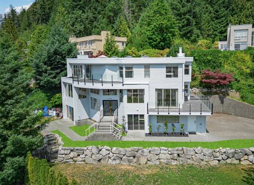 4809 Northwood Pl, West Vancouver, BC, V7S3C5 | Card Image