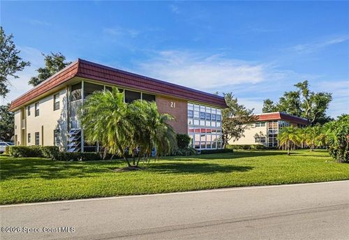 104-21 Pine Arbor Ln, VERO BEACH, FL, 32962-4625 | Card Image